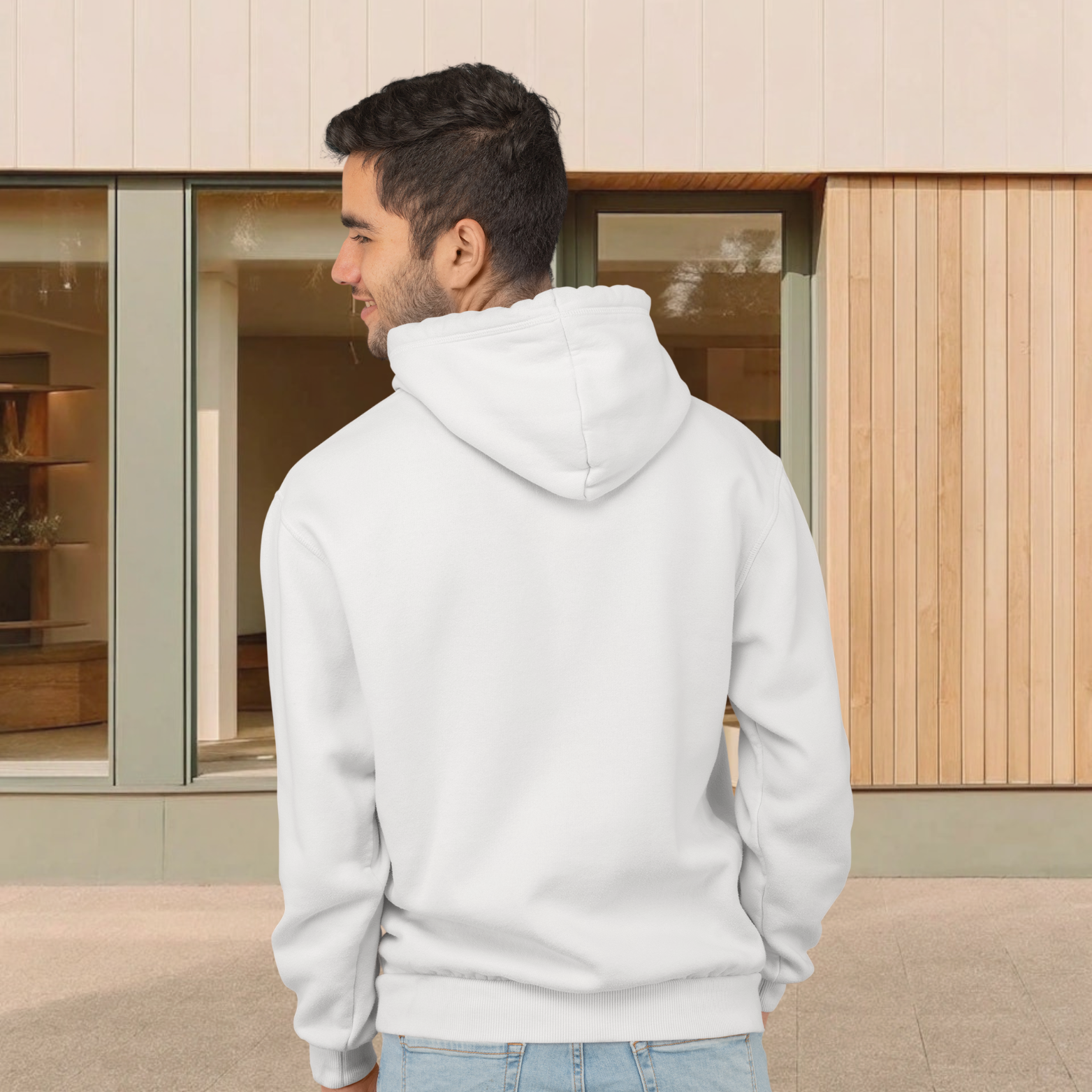 Streetwear hoodie, classic cut