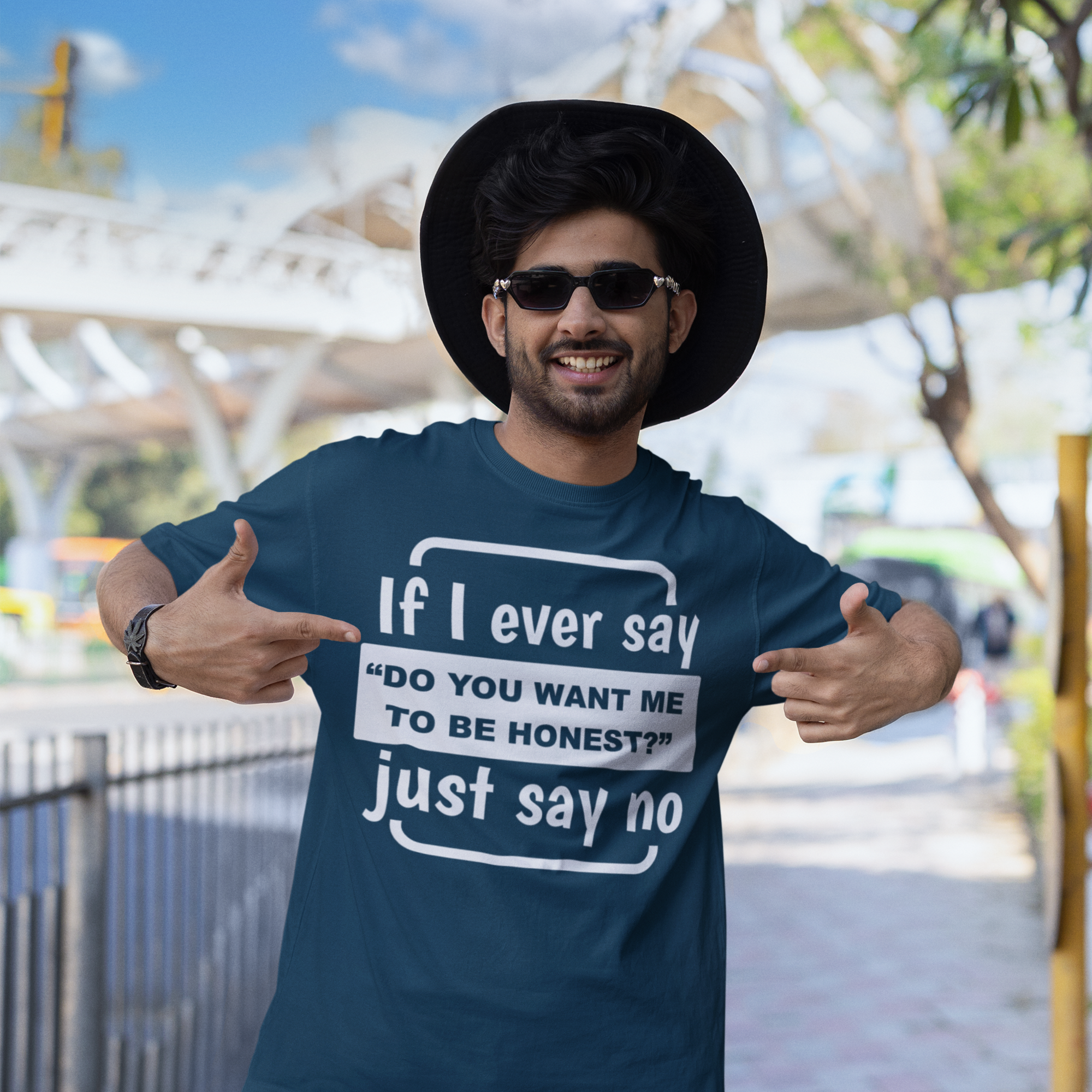 Streetwear oversized t-shirt for men with text print