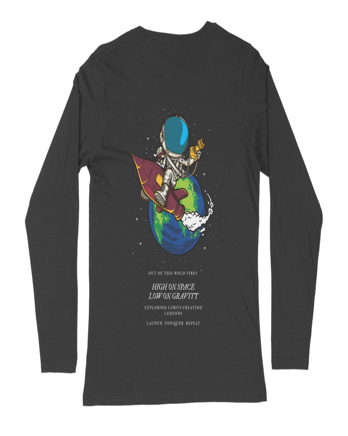 Trendy men’s round neck black t-shirt with printed back