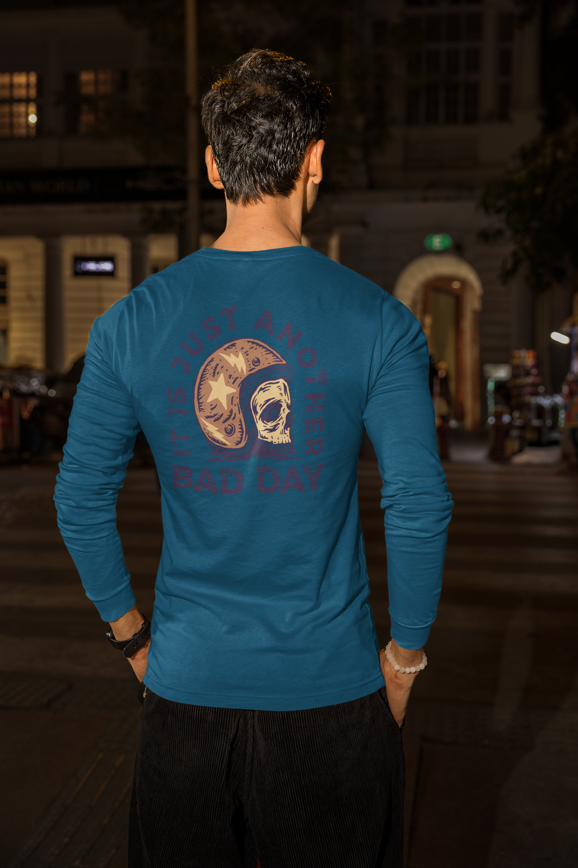 Men wearing navy blue graphic full sleeve T-shirt