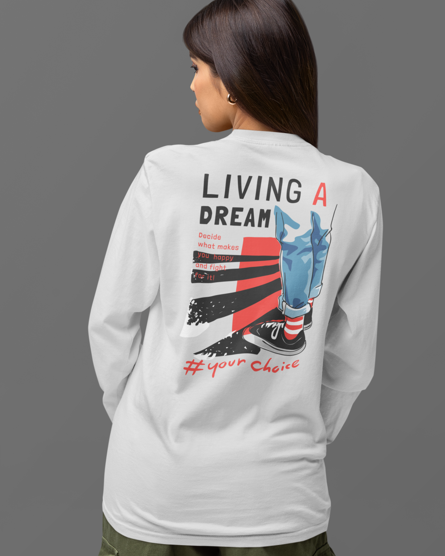 Back graphic detail on women’s grey full sleeve shirt