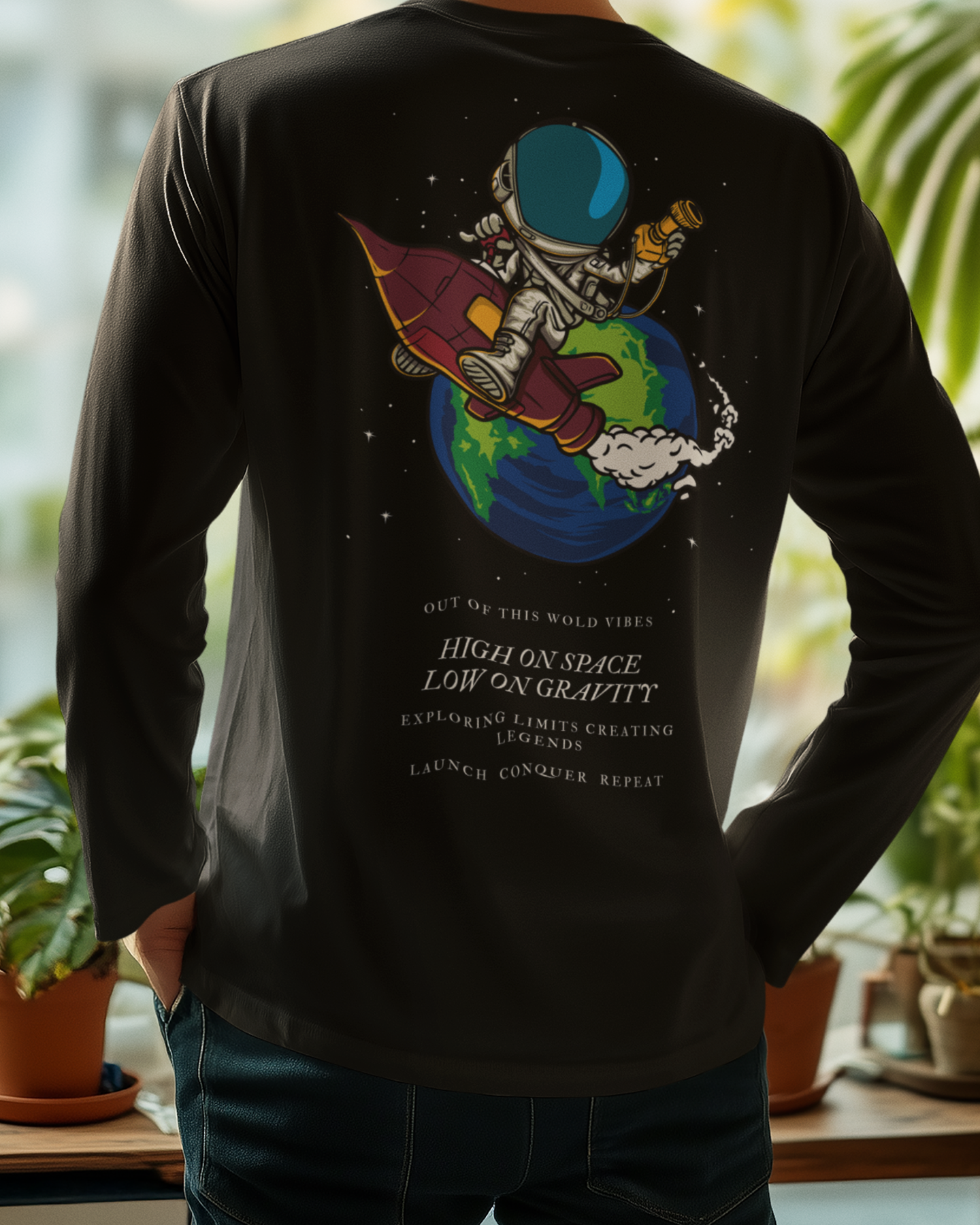 Black full sleeve back printed round neck t-shirt for men