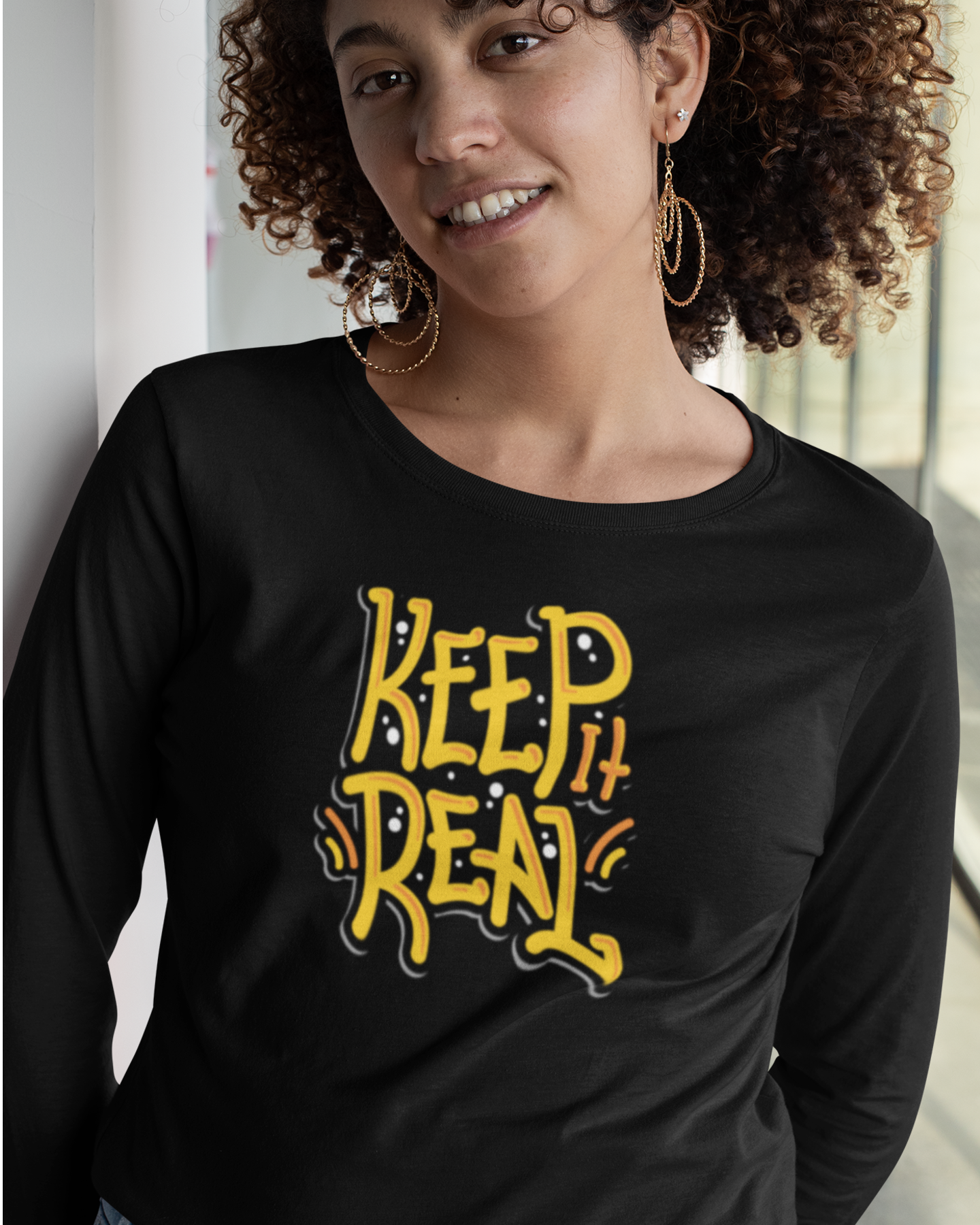 Casual black graphic printed t-shirt regular fit women