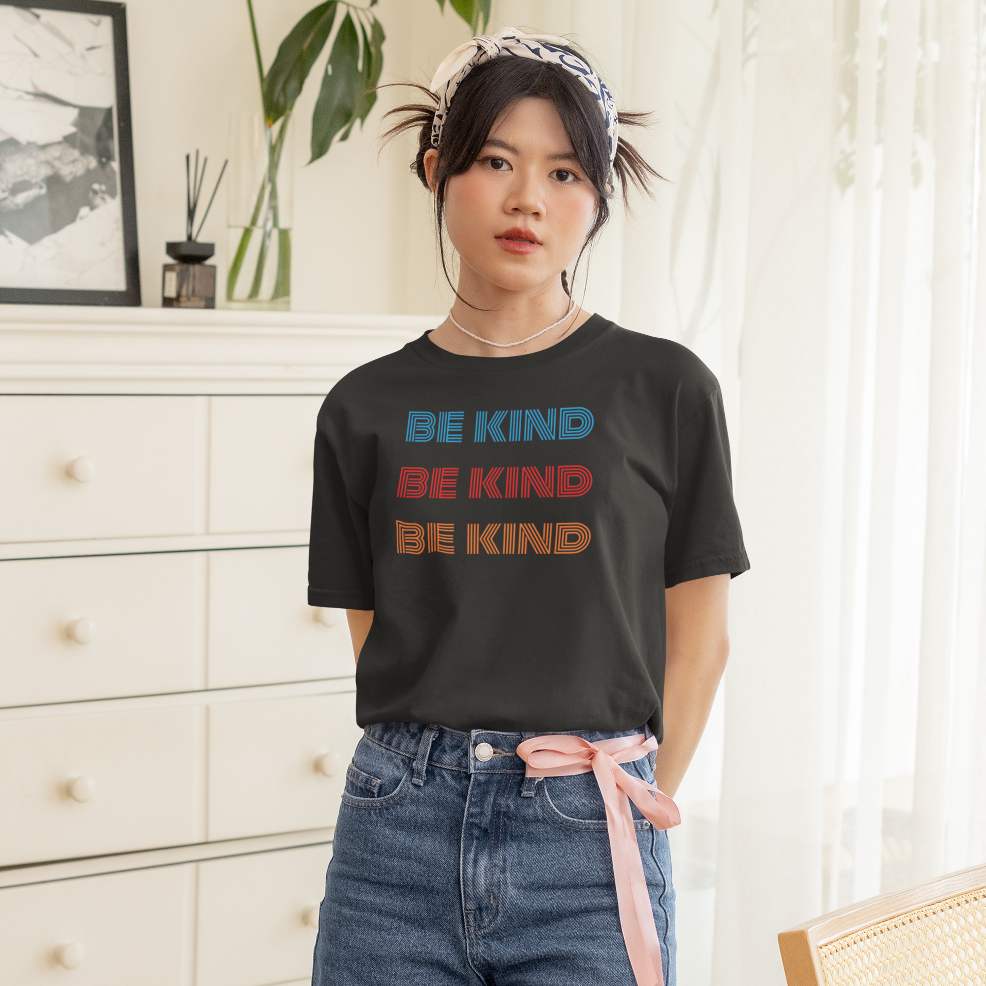 Women round neck oversized text printed T-shirt