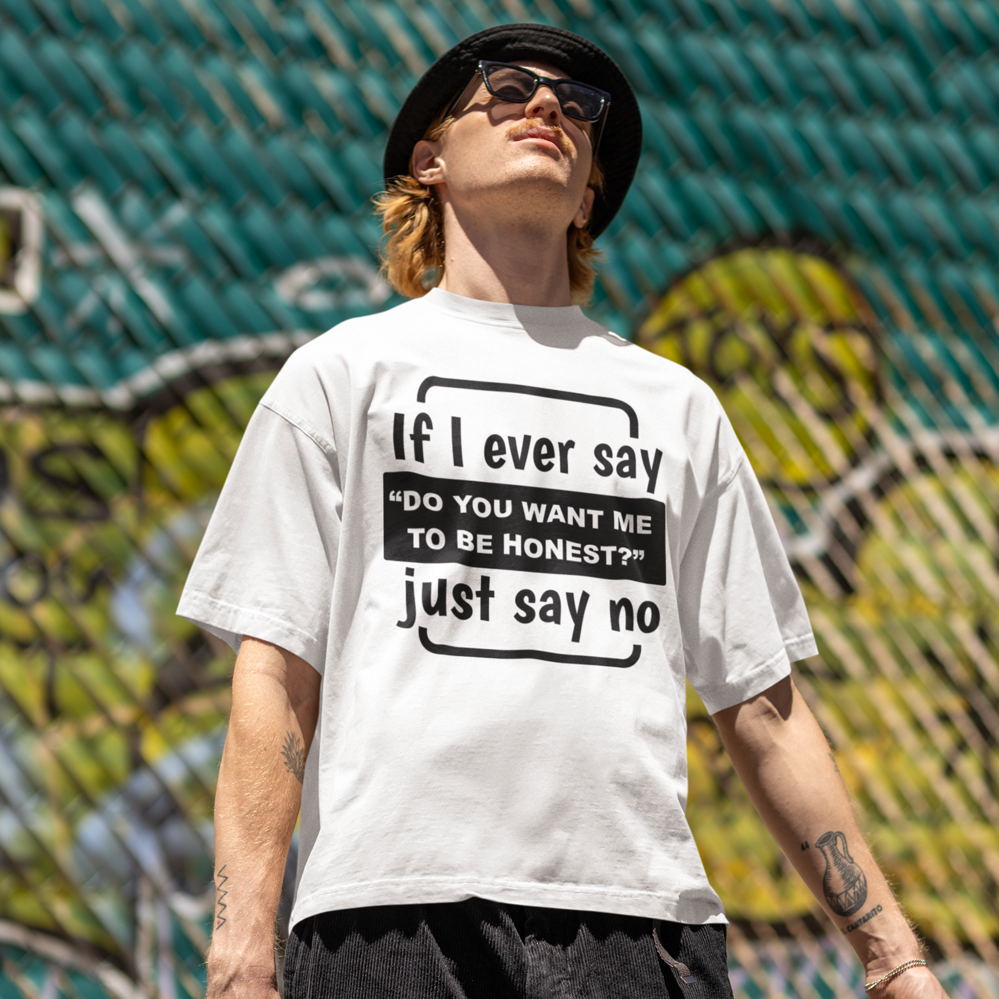 Men Humor text printed oversized round neck T-shirt