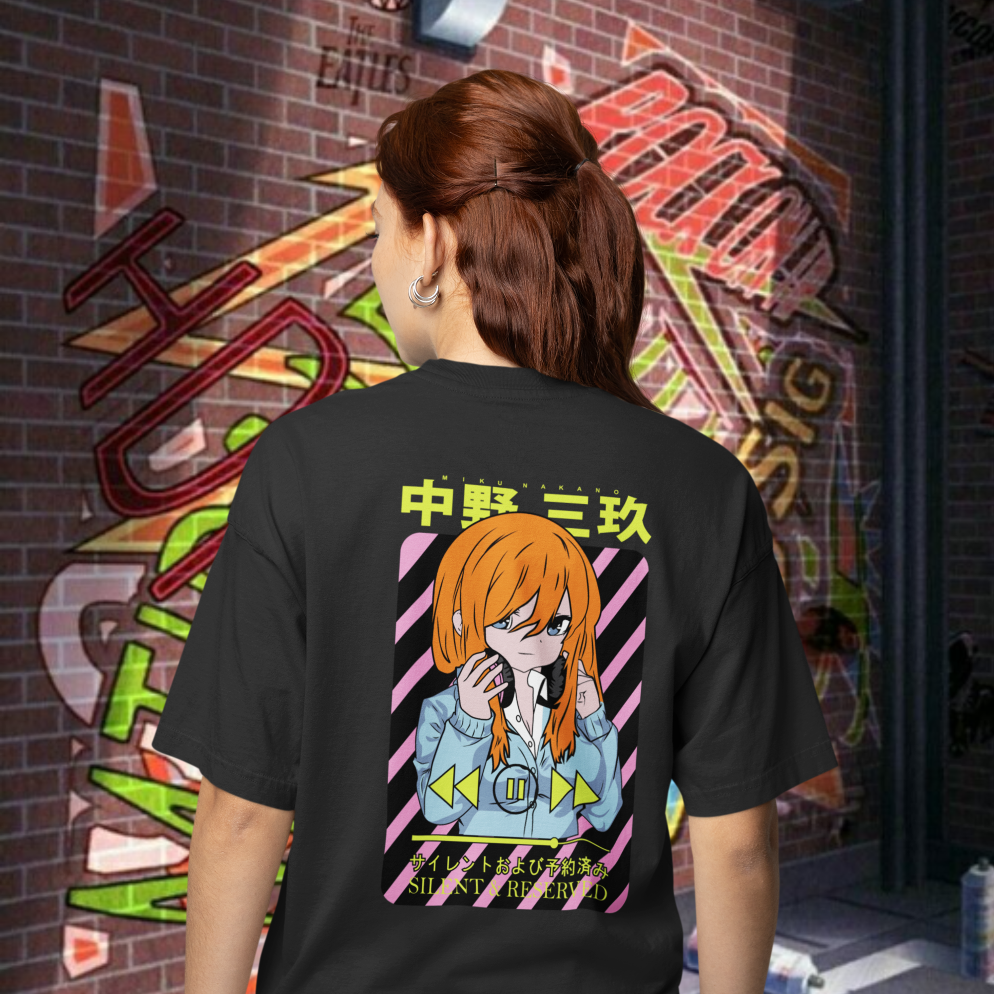 Women Miku Nakano graphic back printed oversized Tee