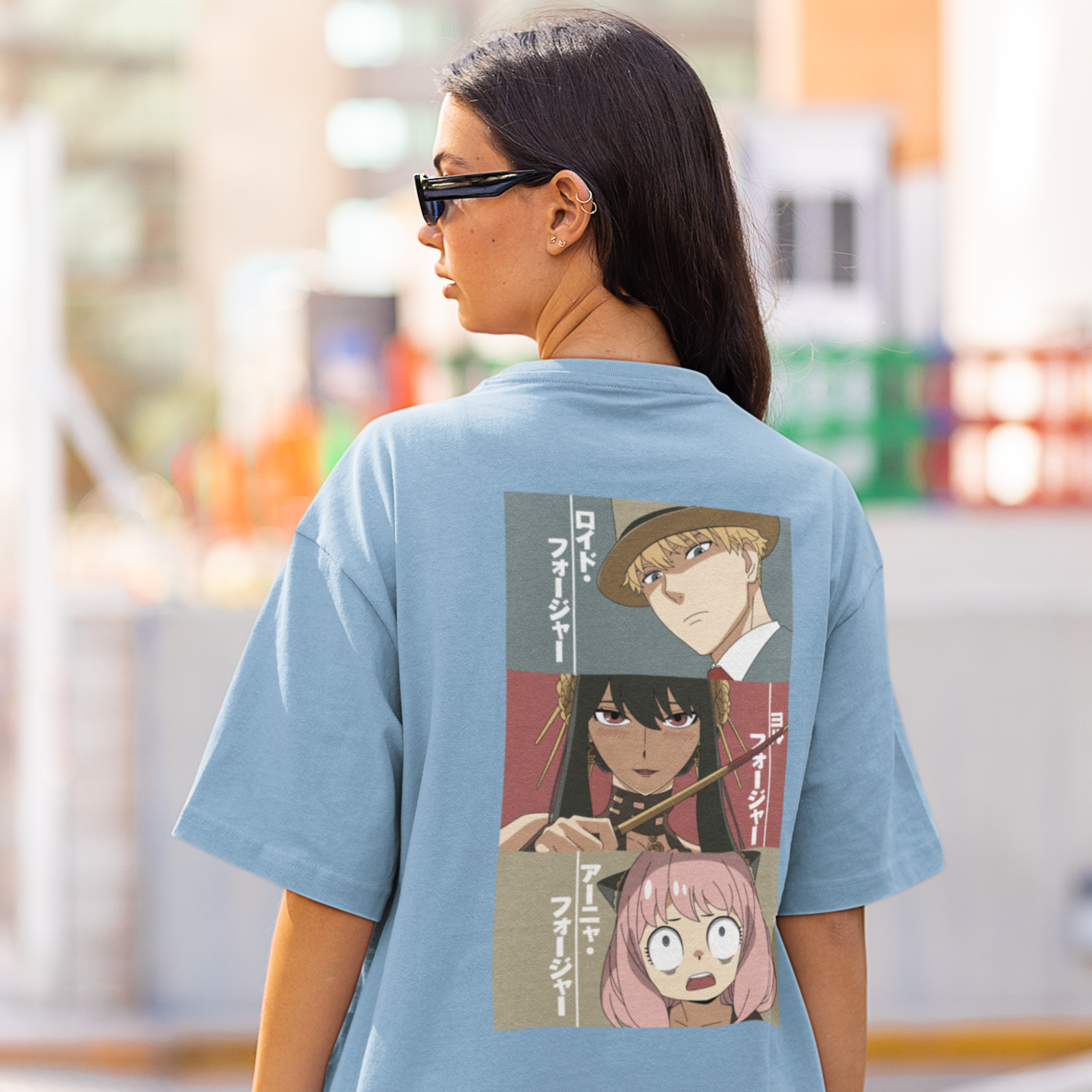 Women Spy-x family graphic back printed oversized Tee