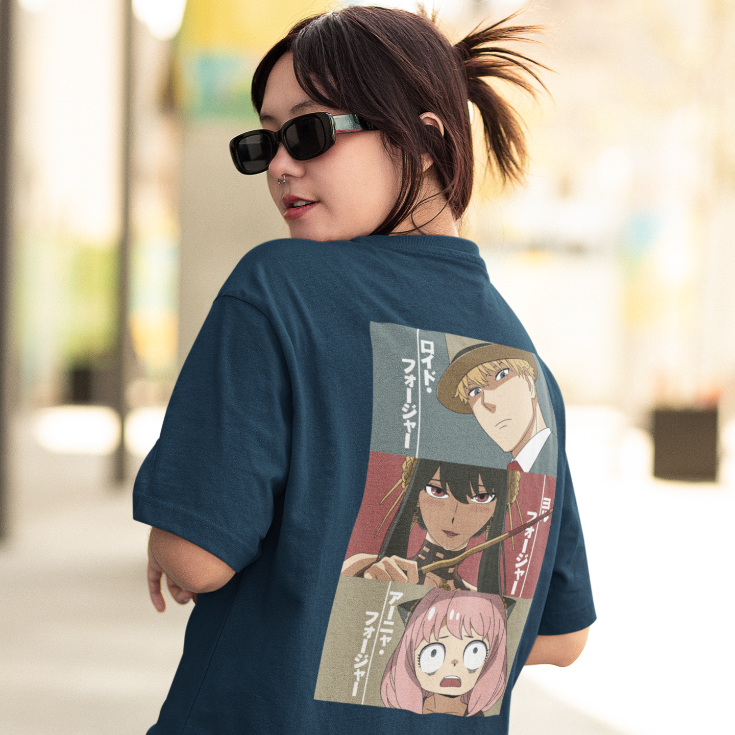 Women Spy-x family graphic back printed oversized Tee