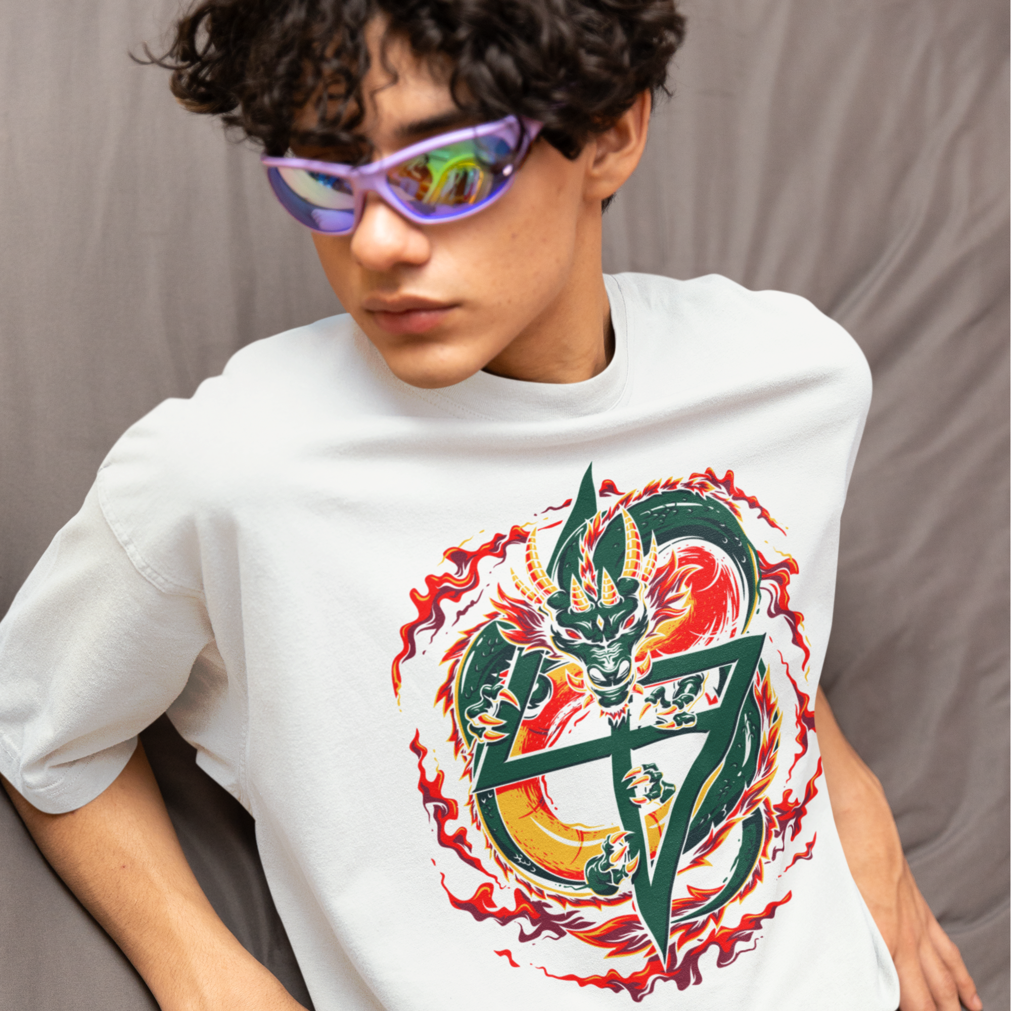 Men Traditional dragon graphic printed crew neck oversized Tee