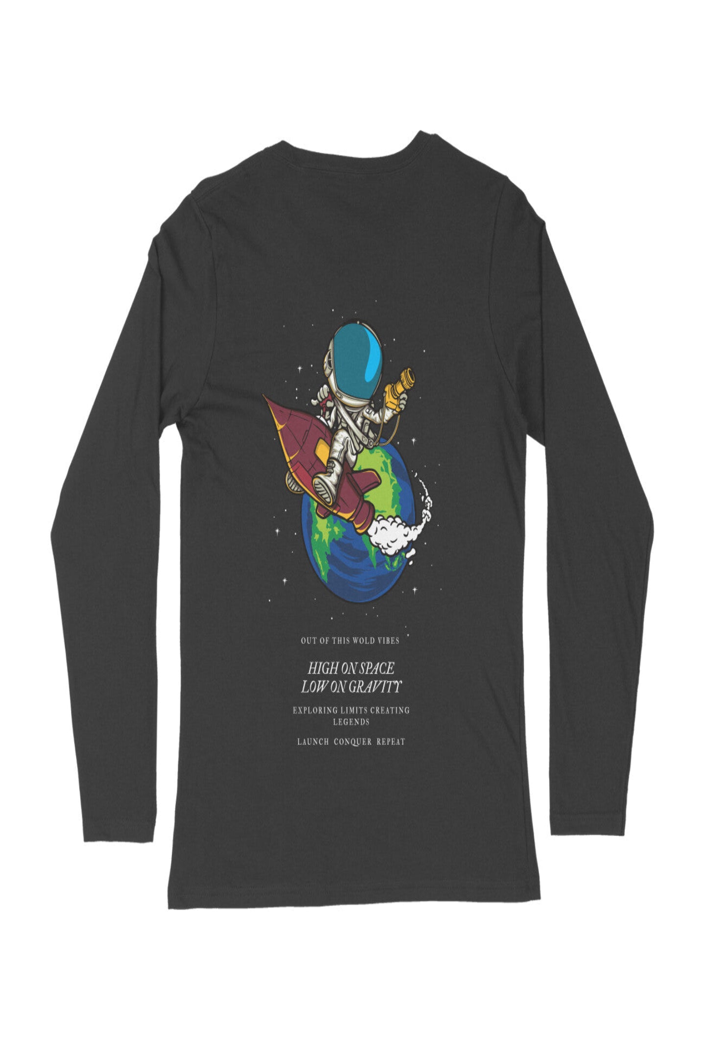 Trendy men’s round neck black t-shirt with printed back