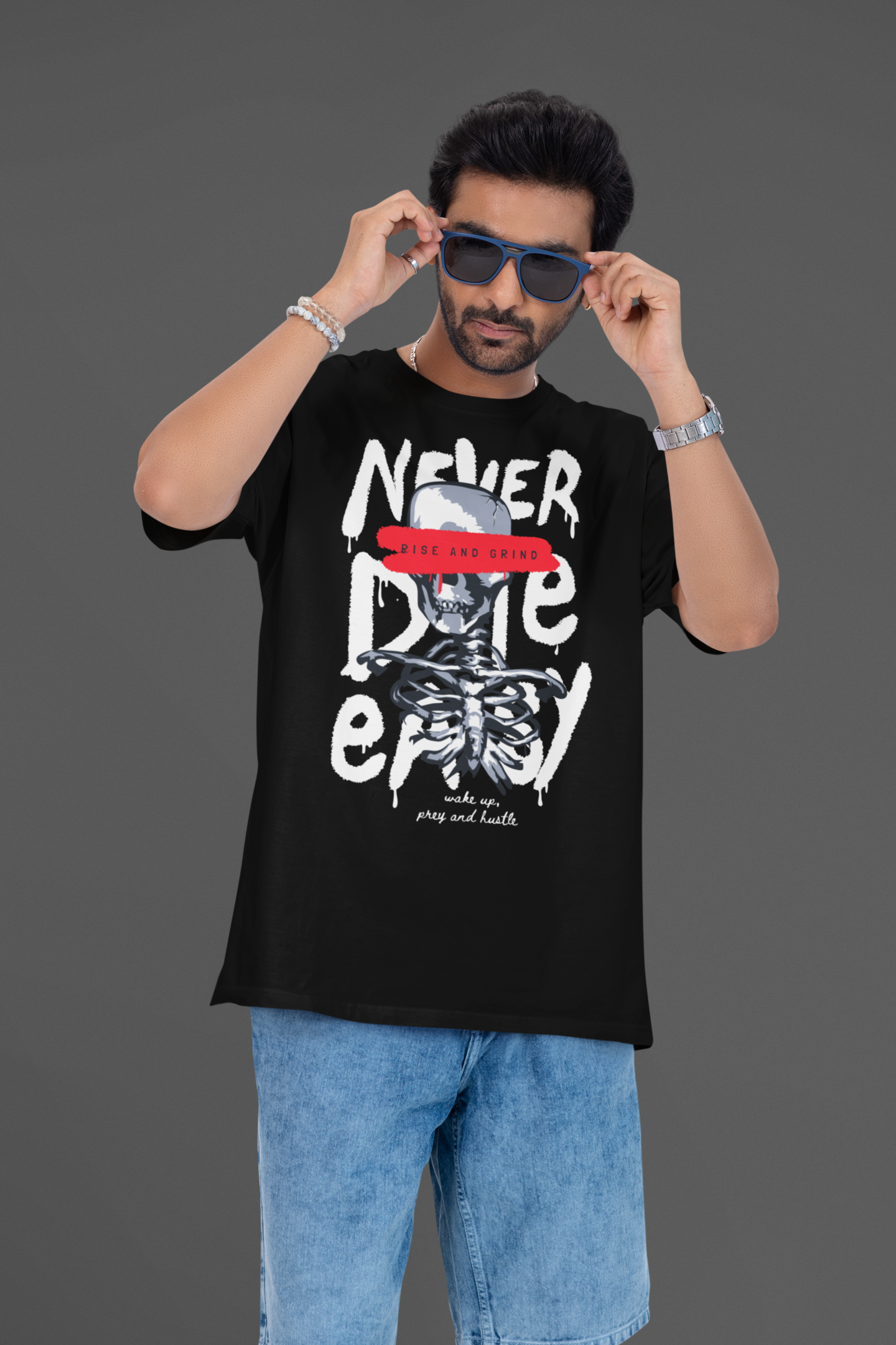 Black graphic printed streetwear T-shirt men